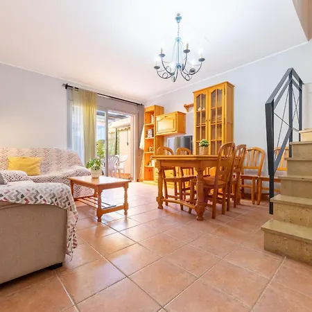 Color By Interhome *